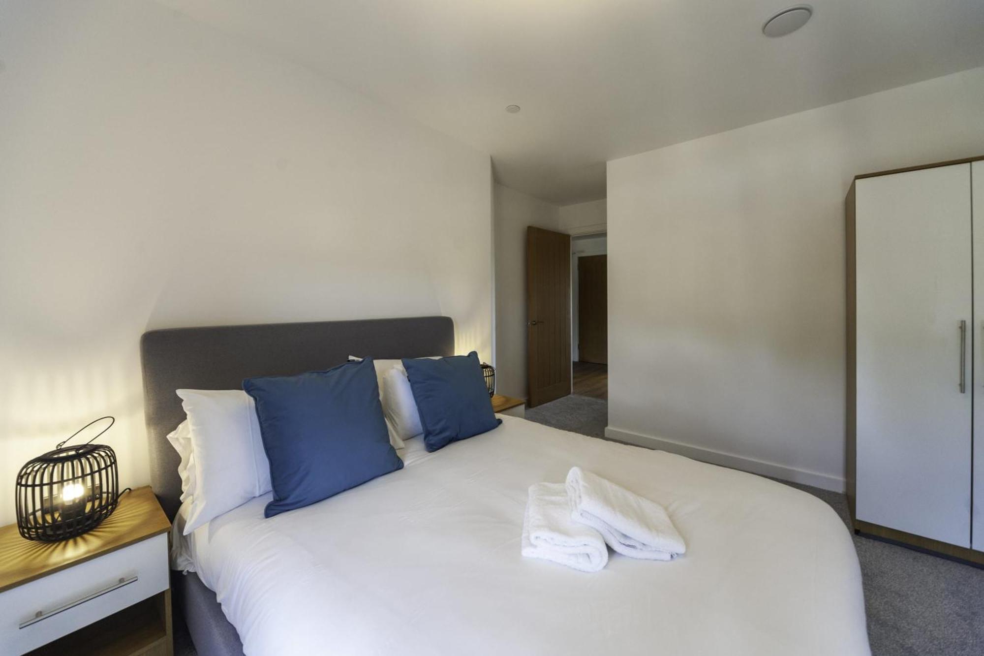 Lovely 2 Bedroom Apartment In Central Ashford Ashford  Exterior photo