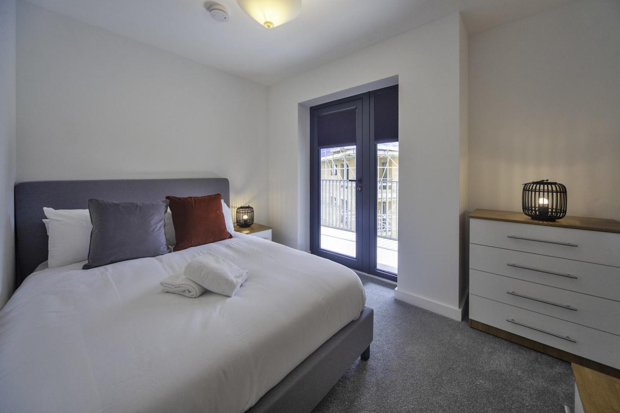 Lovely 2 Bedroom Apartment In Central Ashford Ashford  Exterior photo